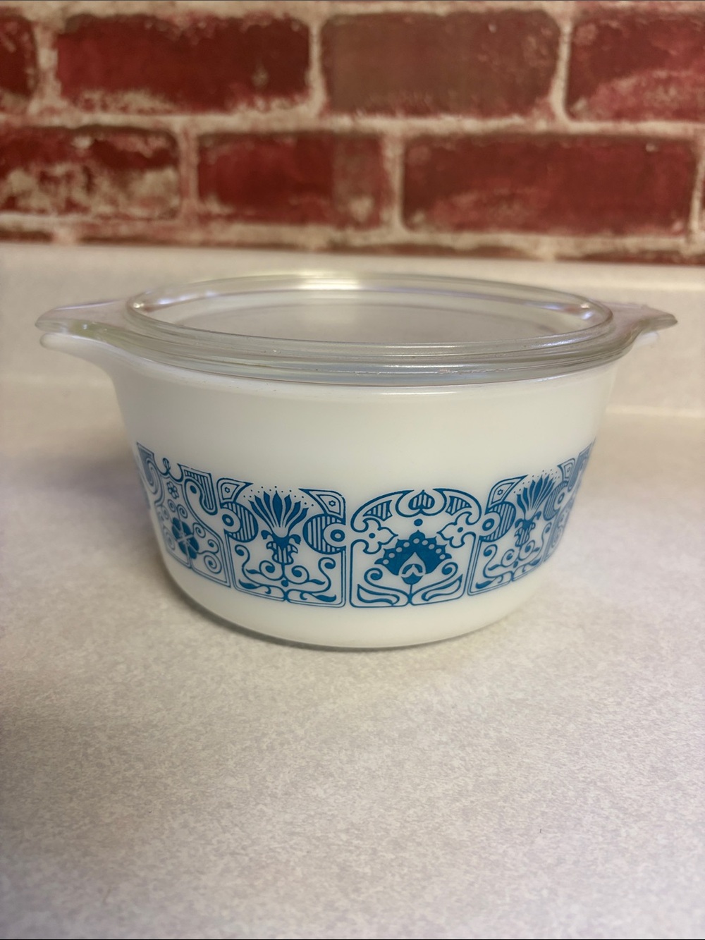 Horizon blue vintage Pyrex casserole 473